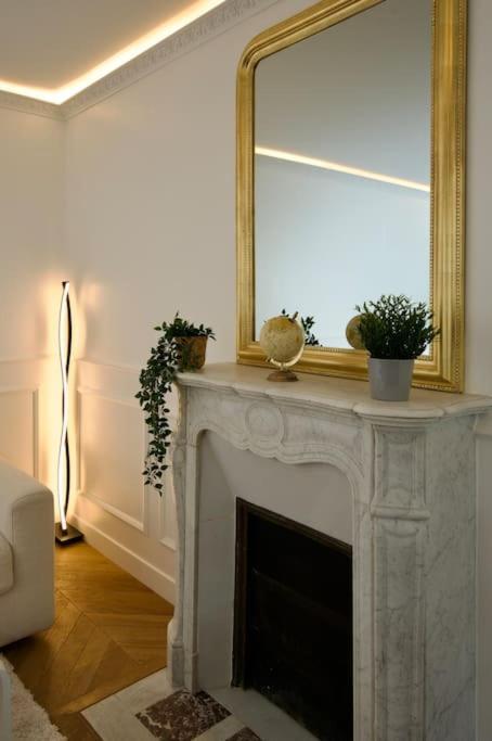 Parisian Style Apartment เมซง-อัลฟอร์ ภายนอก รูปภาพ