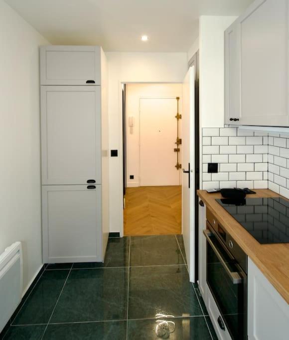Parisian Style Apartment เมซง-อัลฟอร์ ภายนอก รูปภาพ