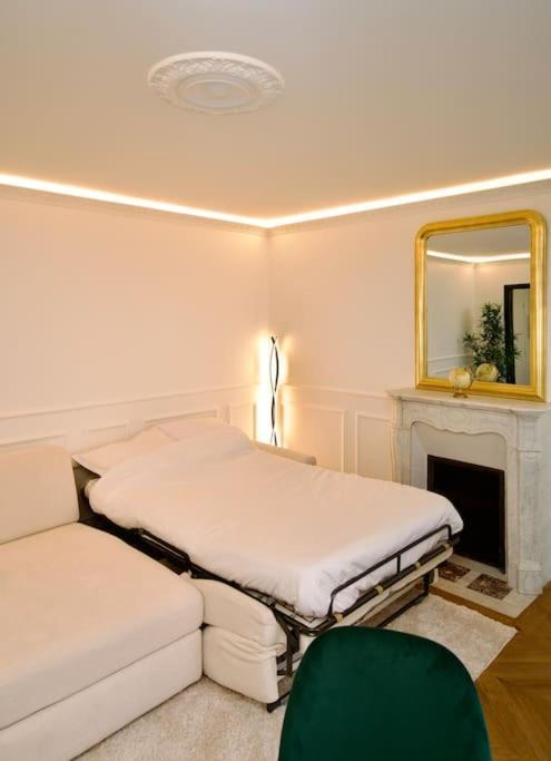 Parisian Style Apartment เมซง-อัลฟอร์ ภายนอก รูปภาพ