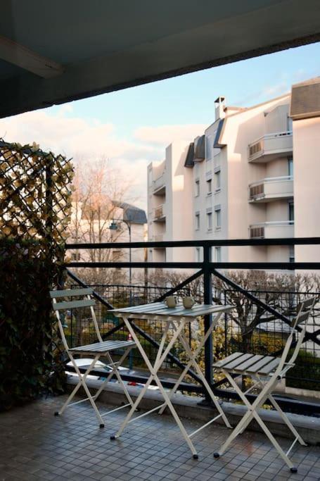 Parisian Style Apartment เมซง-อัลฟอร์ ภายนอก รูปภาพ