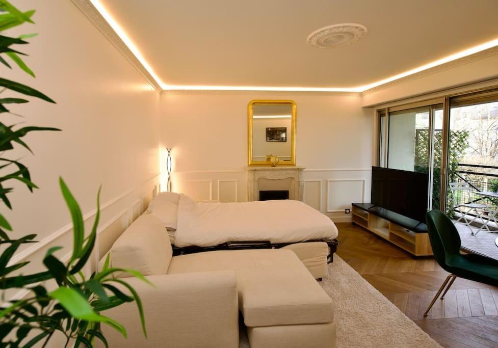 Parisian Style Apartment เมซง-อัลฟอร์ ภายนอก รูปภาพ